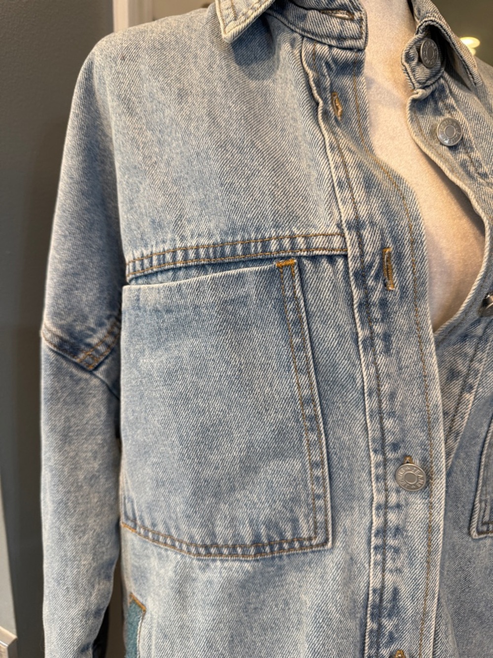 Veveret Aztec Southwestern Boho Button Front Washed Denim Jacket Small - Picture 4 of 9